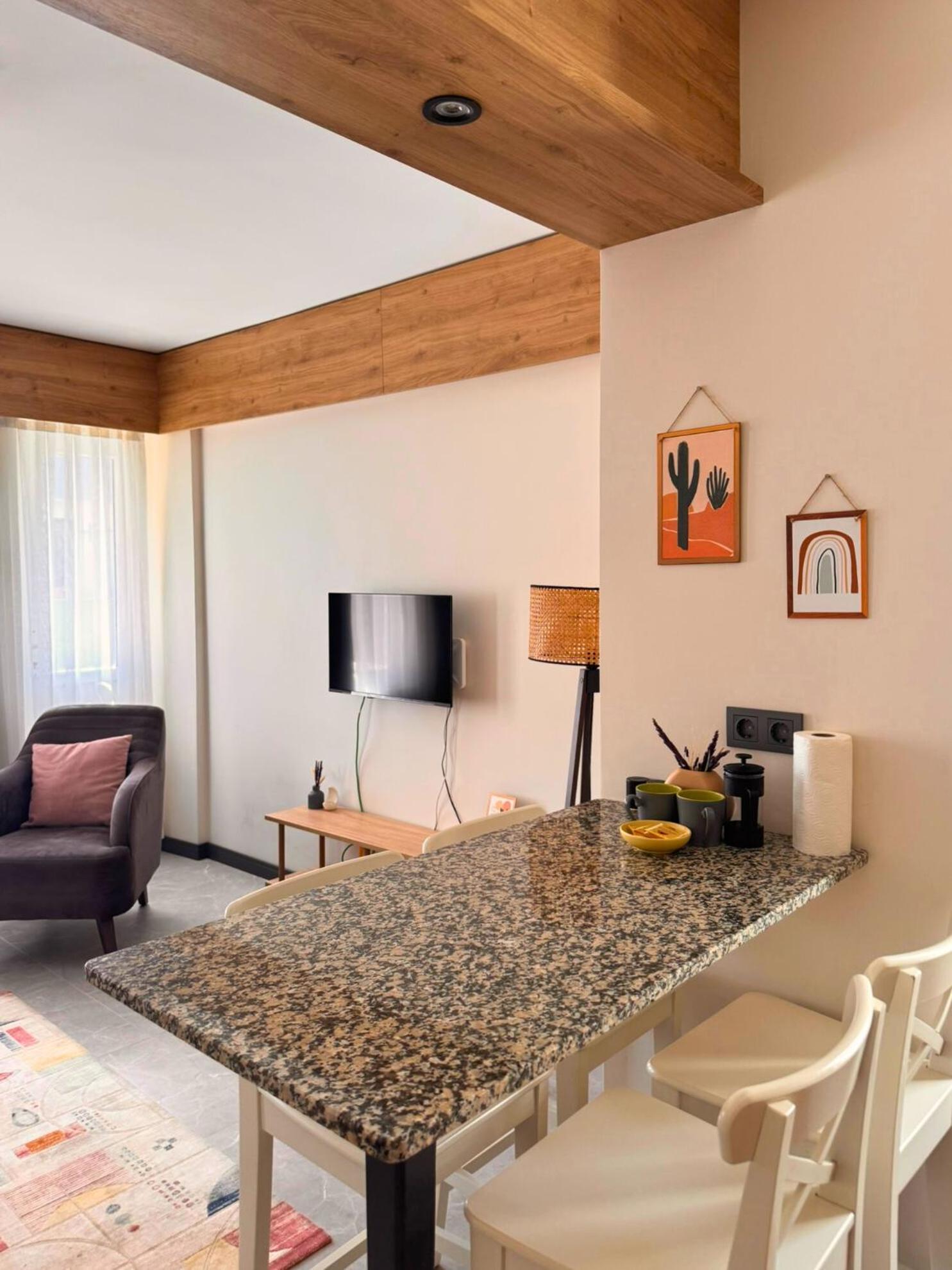 Sencer Hotel apartamentowy *